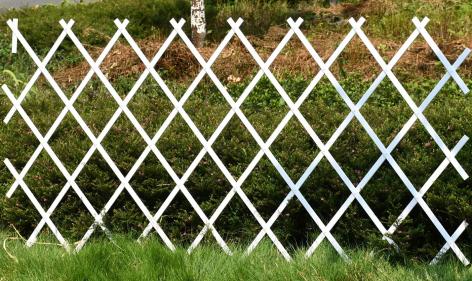 TRALICCIO GRIGLIATO ESTENSIBILE