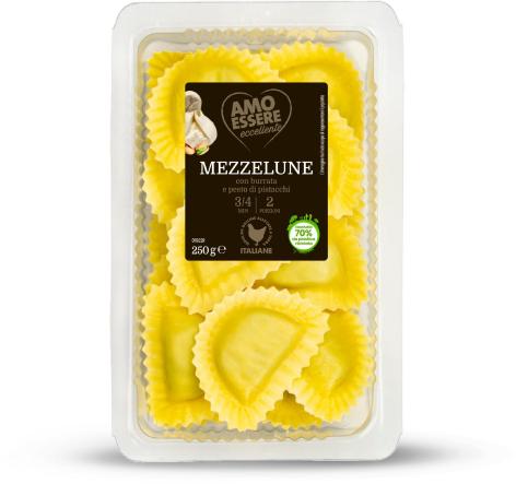 MEZZELUNE CON BURRATA E PESTO DI PISTACCHI